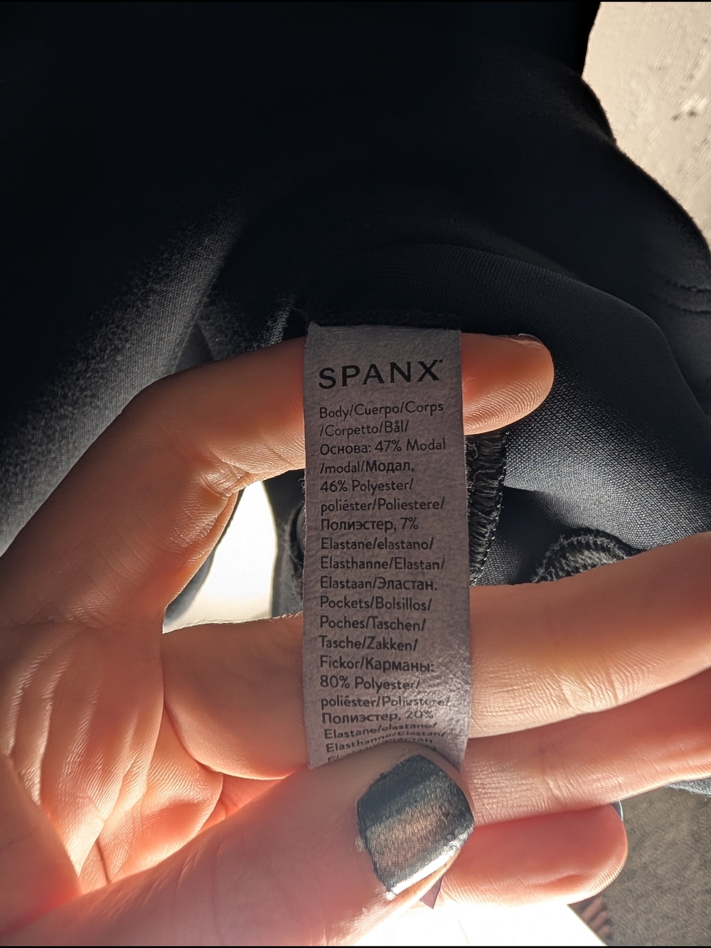 SPANX AirEssentials Black Mock Neck Pocket Dress Soft Travel Athleisure - Picture 6 of 6